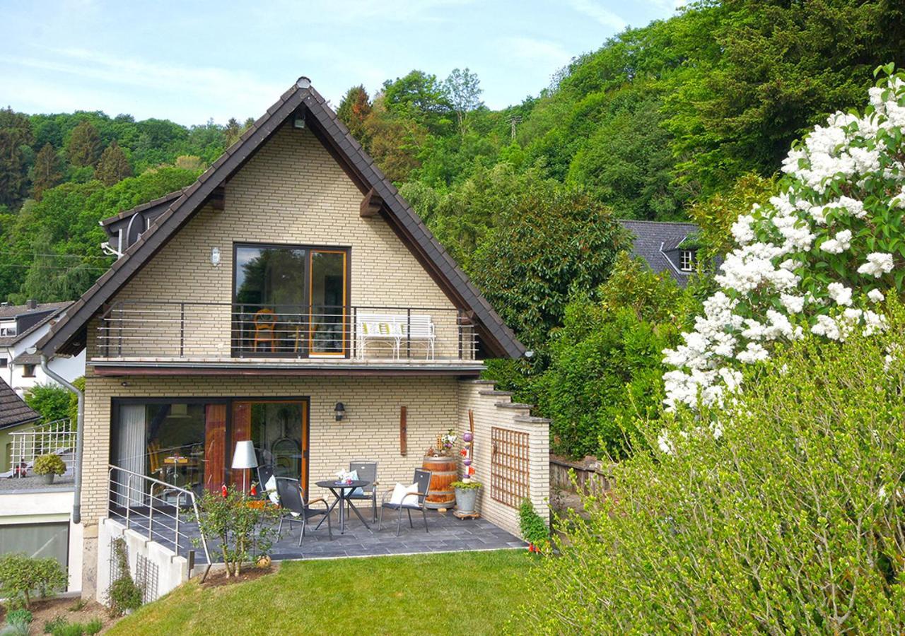 Ferienwohnung Eifel-Flair Geraeumig-Stilvoll-Ruhige Lage Am Rursee Und Nationalpark Eifel Rurberg Exterior photo